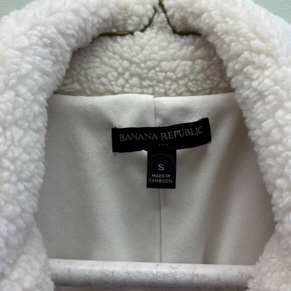 BANANA REPUBLIC FAUX FUR JACKET - Picture 3 of 3